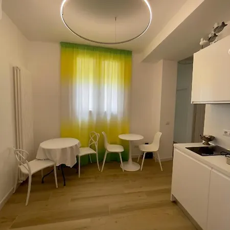 Il Gabbiano Bed & Breakfast *